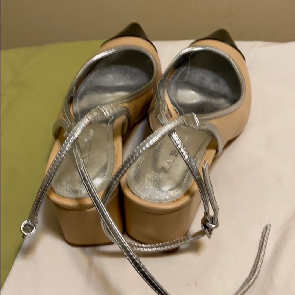 Shoes - Picture 2 of 4